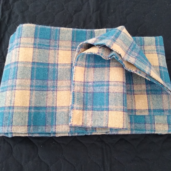 2 yds 60" wide tartan plaid wool fabric. Teal & tan base with purple stripe - Picture 9 of 11